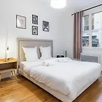Διαμέρισμα Beautiful Air-conditioned In The Heart Of The Marais *
